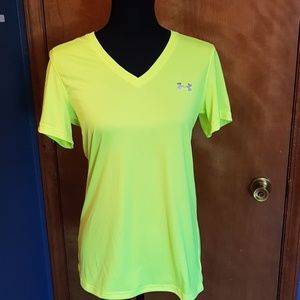 Under Armour shirt sleeve T